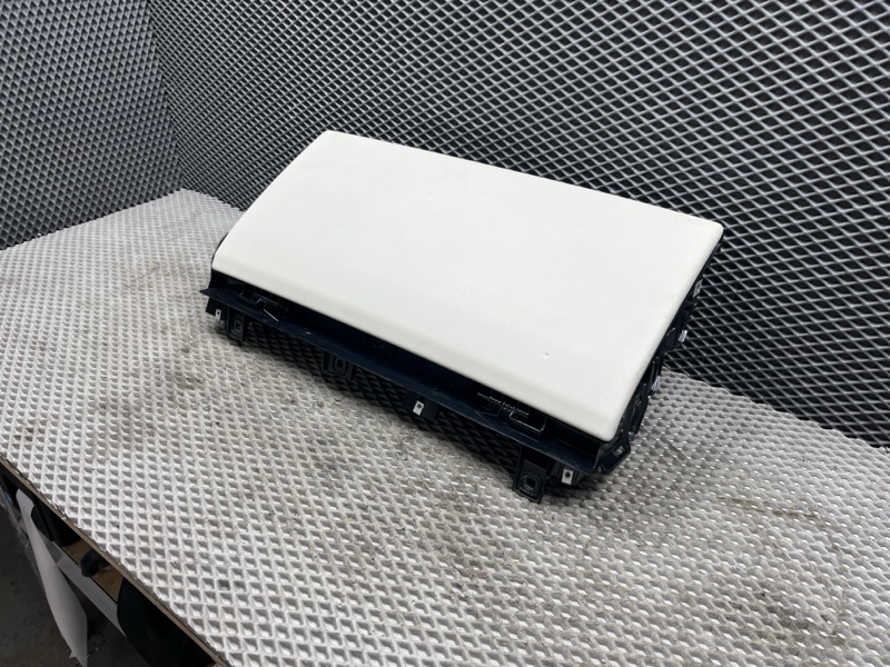 Бардачок Land Rover Range Rover (L405, 2019г.)