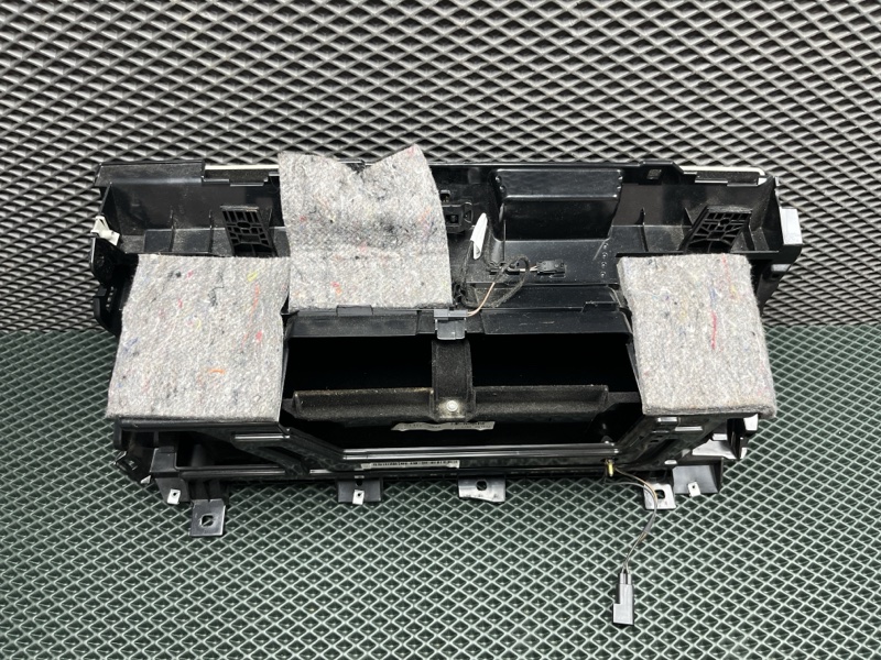 Бардачок Land Rover Range Rover (L405, 2016г.)