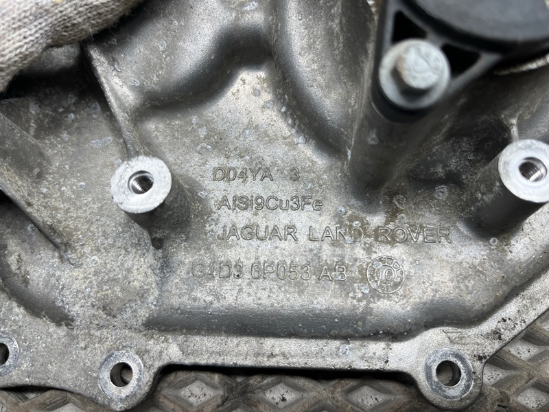 Крышка распредвала Land Rover Discovery Sport (L550, 2016г.)