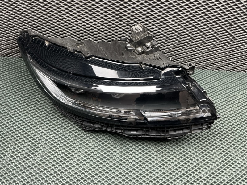 Фара Land Rover Range Rover Sport (L461, 2025г.)