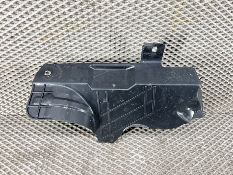 Брызговик двигателя Land Rover Range Rover Sport (L461, 2024г.)