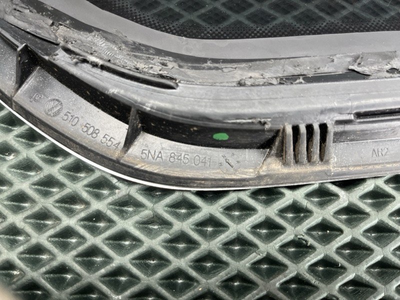 Стекло кузовное Volkswagen Tiguan (MK2, 2018г.)