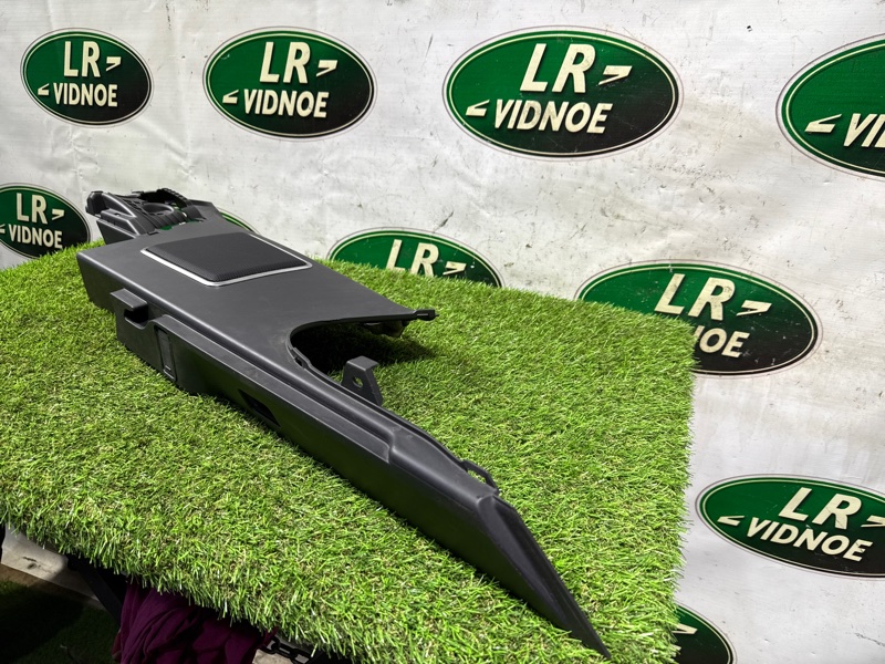 Накладка в салоне Land Rover Range Rover (L405, 2020г.)