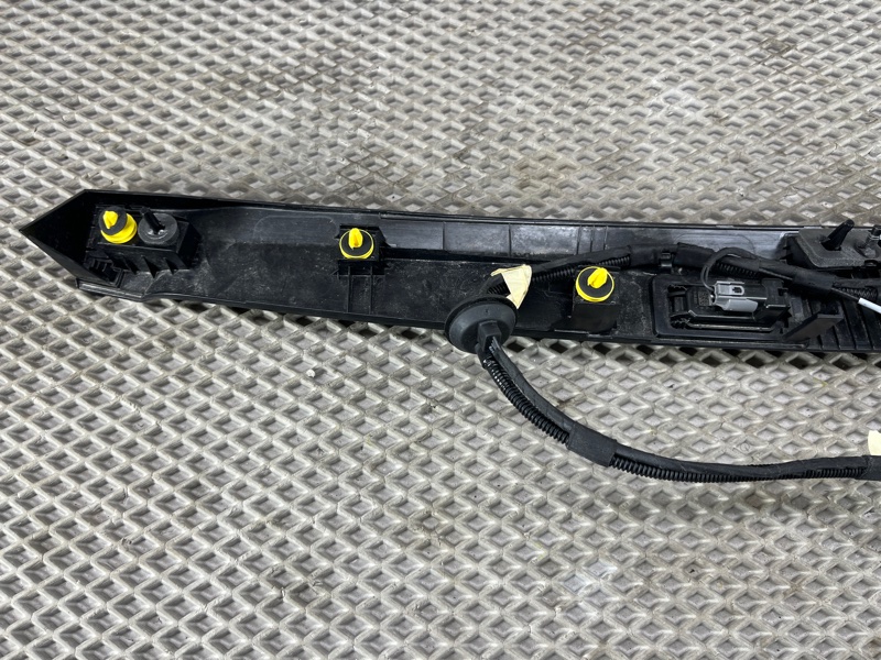 Накладка двери багажника Land Rover Range Rover Sport (L461, 2024г.)