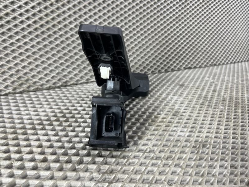 Педаль газа Land Rover Range Rover Sport (L461, 2024г.)