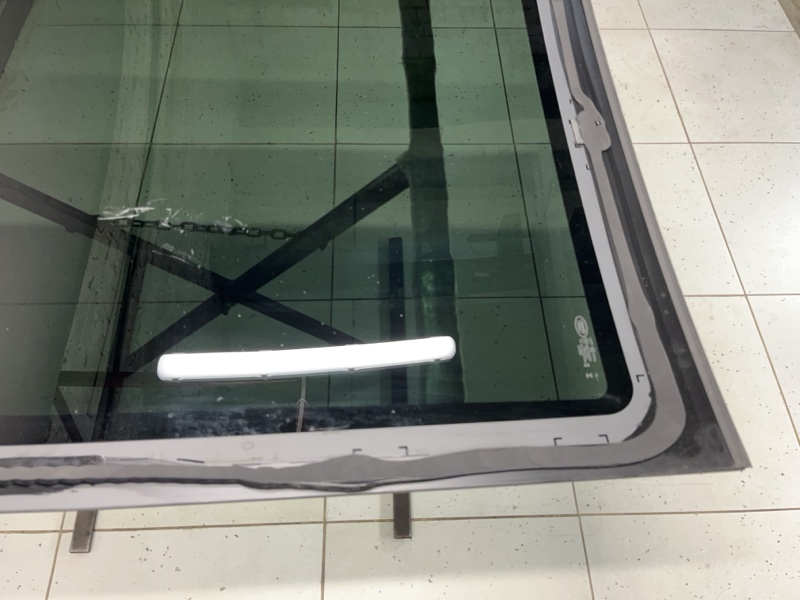 Стекло панорамной крыши Land Rover Range Rover Sport (L461, 2024г.)