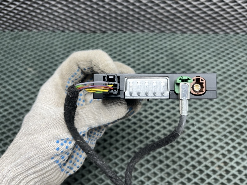 Разъем AUX / USB Volkswagen Tiguan (MK2, 2018г.)