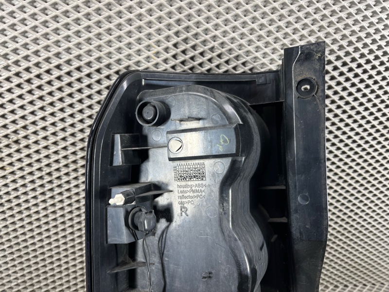 Фонарь Land Rover Discovery 4 (L319, 2015г.)