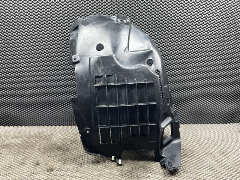 Подкрылок Land Rover Range Rover Sport (L494, 2020г.)