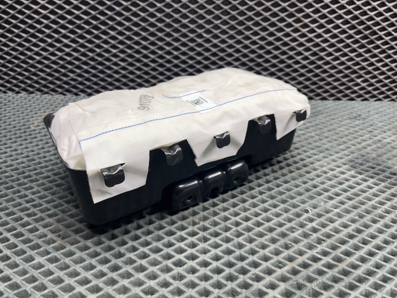 Подушка безопасности пассажира Jeep Wrangler (JL, 2020г.)