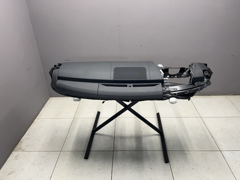 Торпедо Land Rover Range Rover Sport (L494, 2021г.)