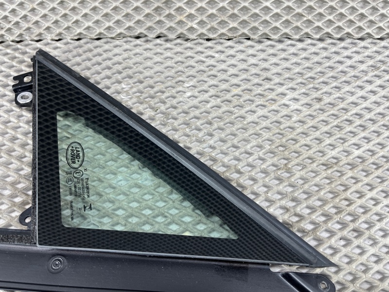 Стекло двери Land Rover Range Rover Sport (L461, 2024г.)