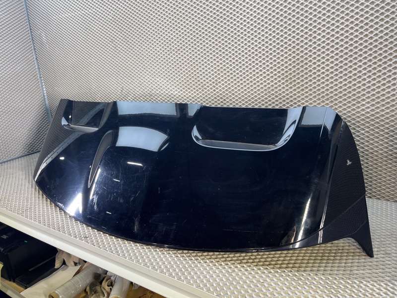 Спойлер крышки багажника Land Rover Range Rover Velar (L560, 2018г.)