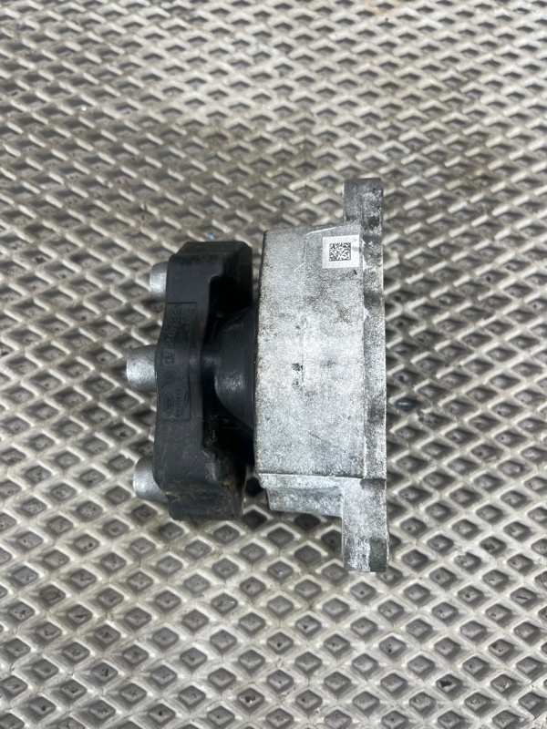 Подушка АКПП Land Rover Range Rover Sport (L461, 2024г.)