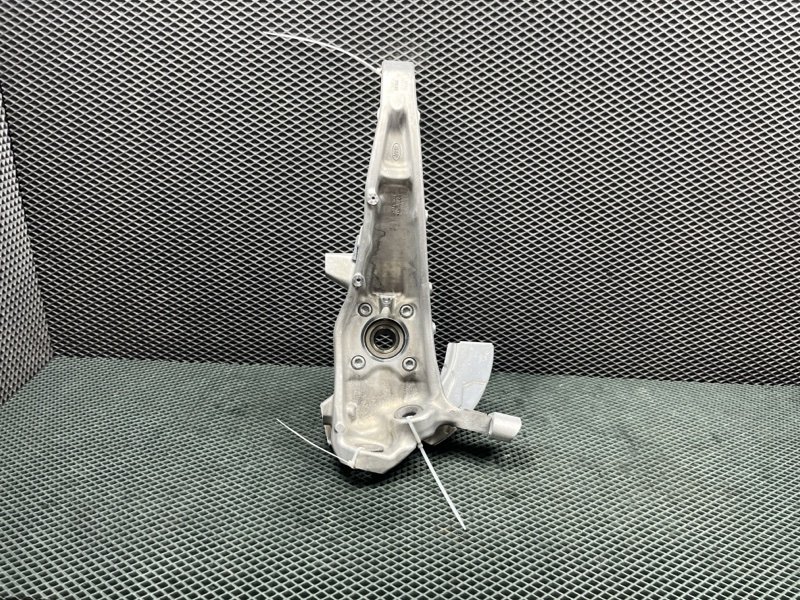 Кулак Land Rover Range Rover Sport (L461, 2025г.)