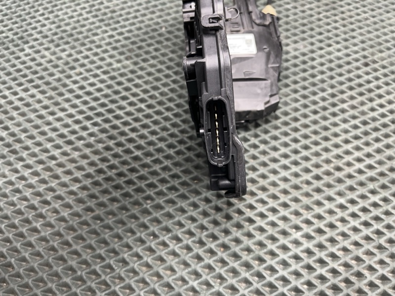 Замок двери Land Rover Range Rover (L405, 2019г.)