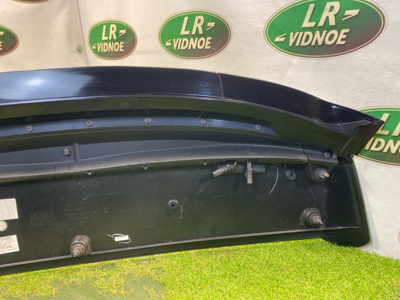 Спойлер крышки багажника Land Rover Range Rover (L405, 2017г.)