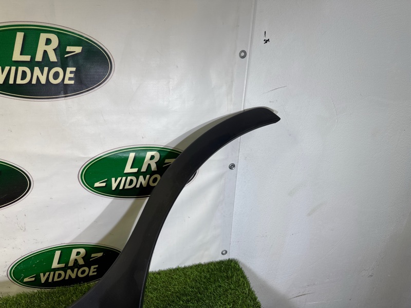 Накладка колесной арки Land Rover Range Rover Sport (L461, 2023г.)