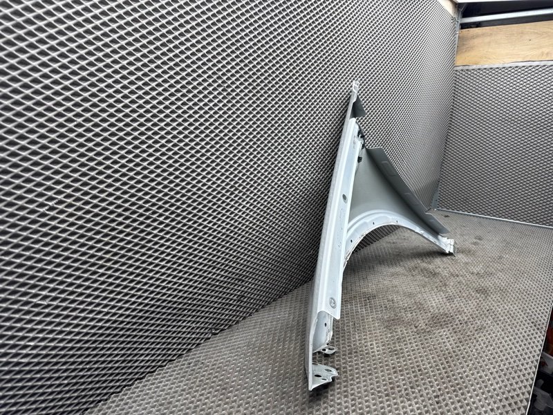 Крыло Land Rover Discovery Sport (L550, 2017г.)