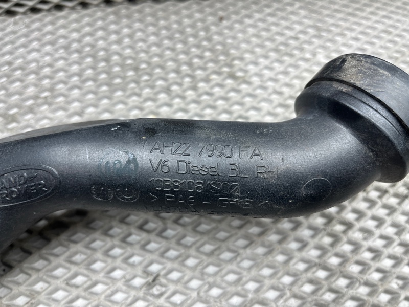 Патрубок воздушного фильтра Land Rover Range Rover Sport (L320, 2012г.)