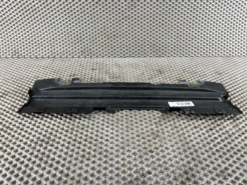 Крышка радиатора Jeep Wrangler (JL, 2019г.)
