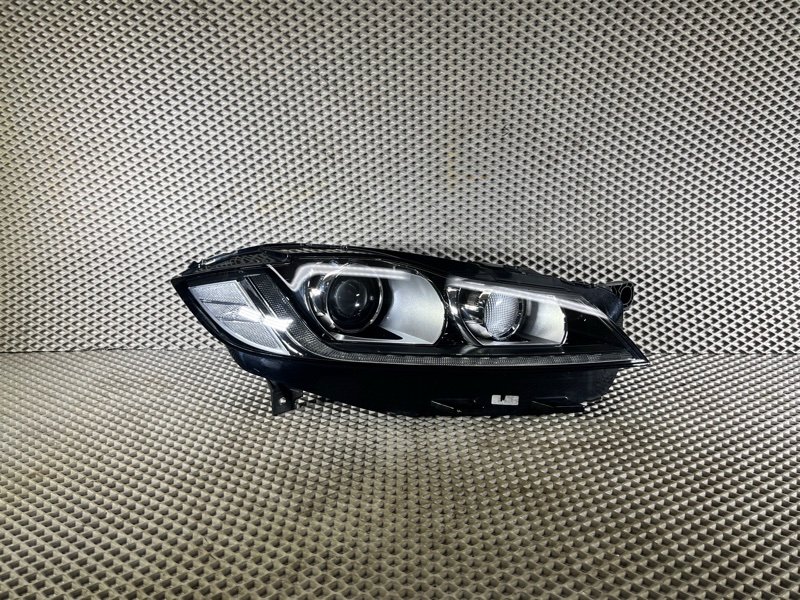 Фара Jaguar F-Pace (X761, 2016г.)