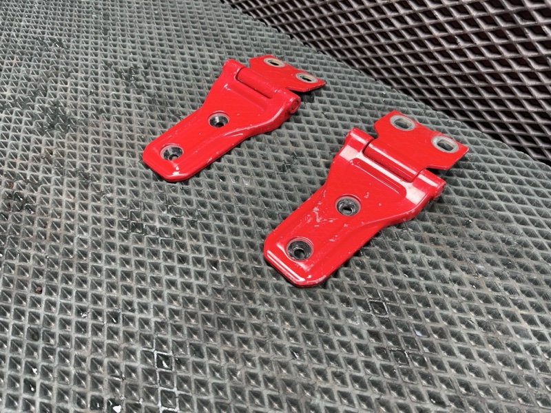 Петля капота Jeep Wrangler (JL, 2019г.)