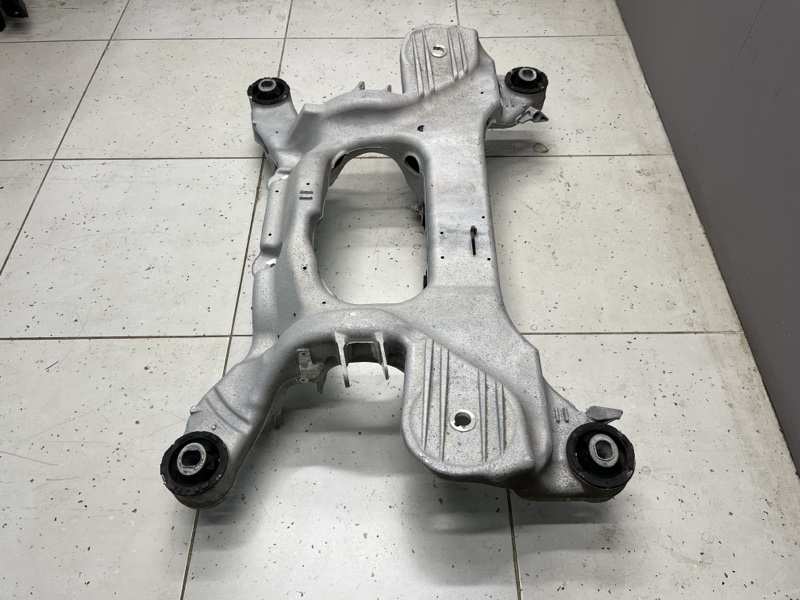 Подрамник Land Rover Range Rover Sport (L494, 2022г.)
