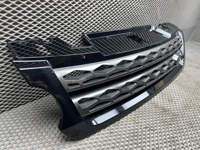 Решетка радиатора Land Rover Range Rover Sport (L494, 2017г.)