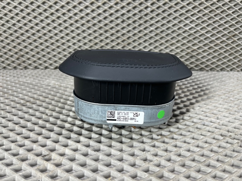 Подушка безопасности в руль Land Rover Range Rover Sport (L461, 2024г.)