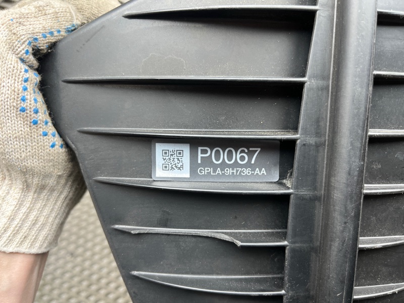 Корпус воздушного фильтра Land Rover Range Rover Sport (L494, 2017г.)