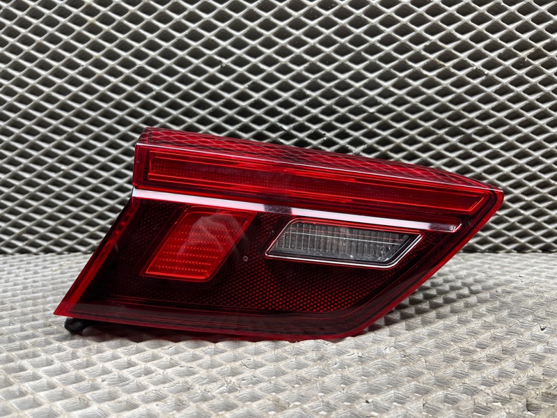 Фонарь Volkswagen Tiguan (MBQ, 2023г.)