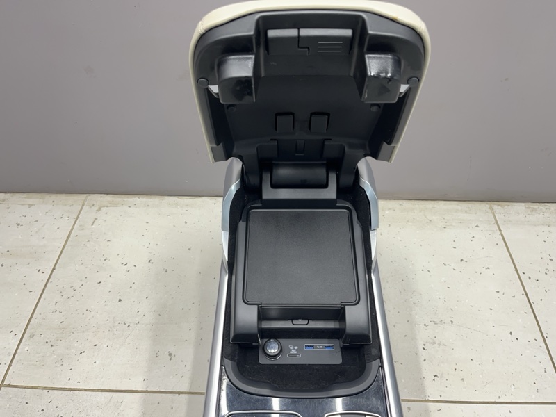 Консоль центральная Land Rover Range Rover Sport (L494, 2021г.)