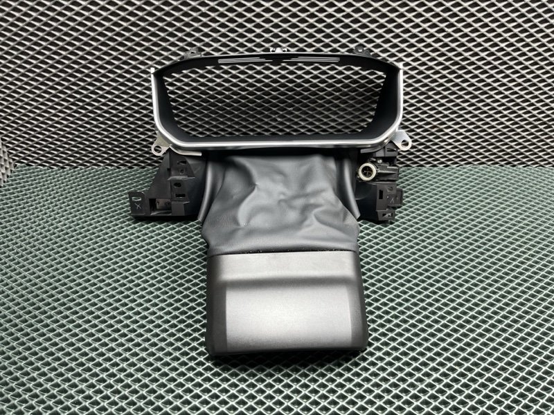 Рамка панели приборов Land Rover Range Rover (L405, 2016г.)