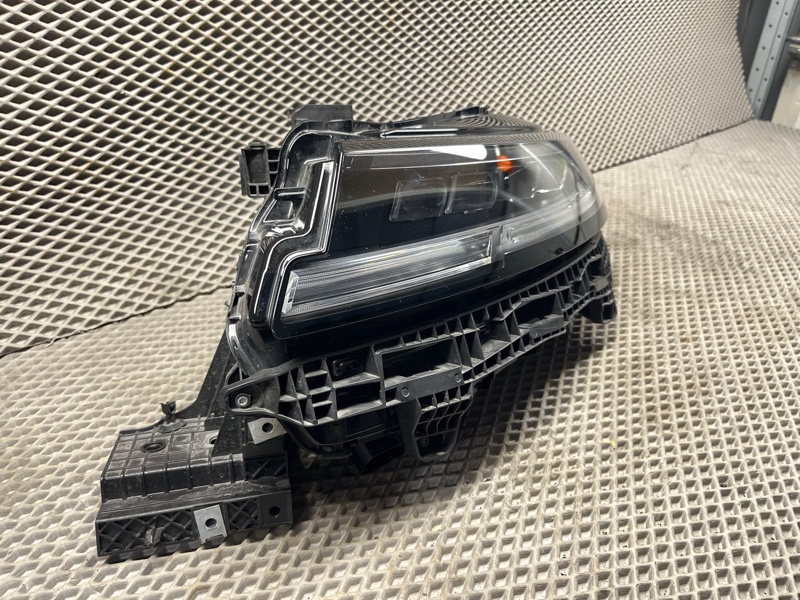 Фара светодиодная Land Rover Range Rover Sport (L461, 2024г.)