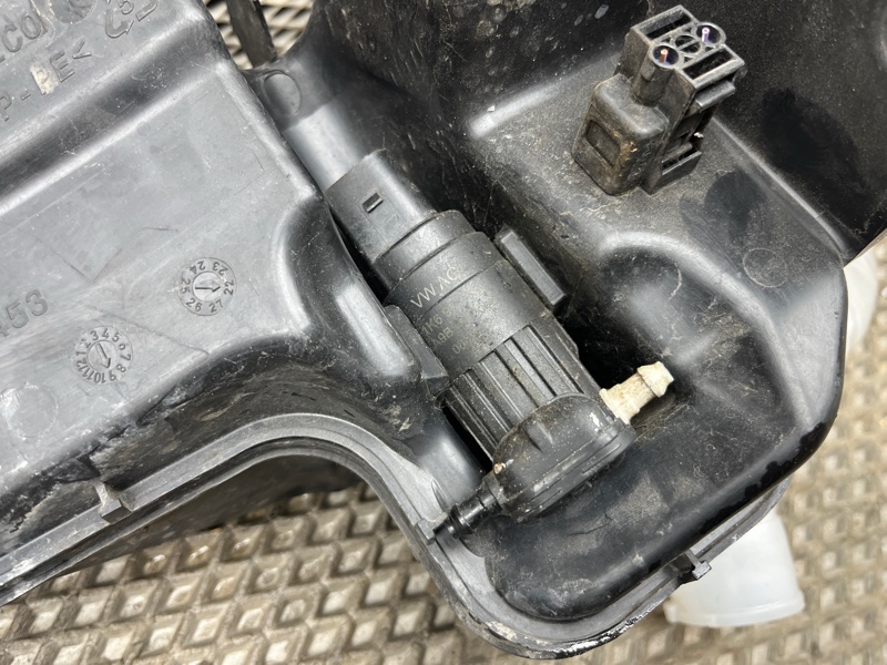 Бачок омывателя Volkswagen Tiguan (MBQ, 2023г.)