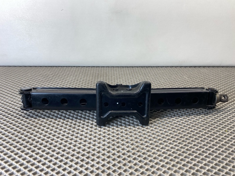 Домкрат Land Rover Range Rover (L322, 2010г.)
