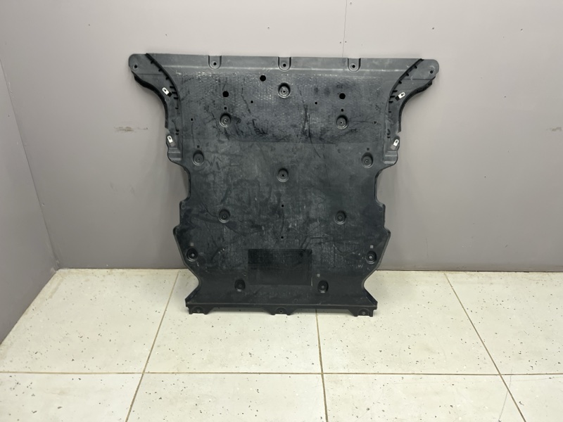 Защитный пластик днища Land Rover Range Rover Sport (L461, 2025г.)