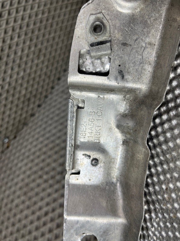 Тепловой экран Land Rover Range Rover Sport (L461, 2024г.)