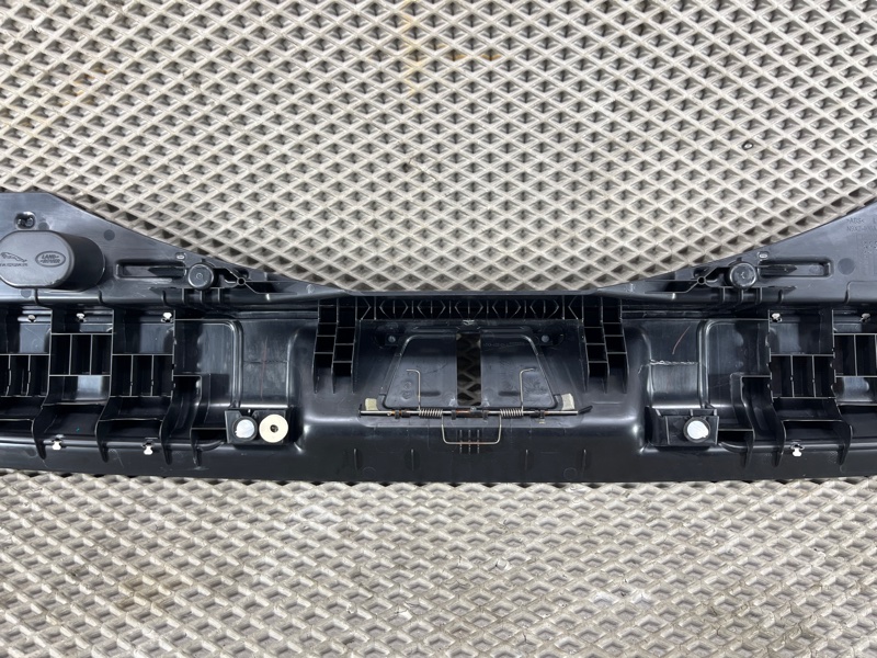 Накладка на порог багажника Land Rover Range Rover Sport (L461, 2024г.)