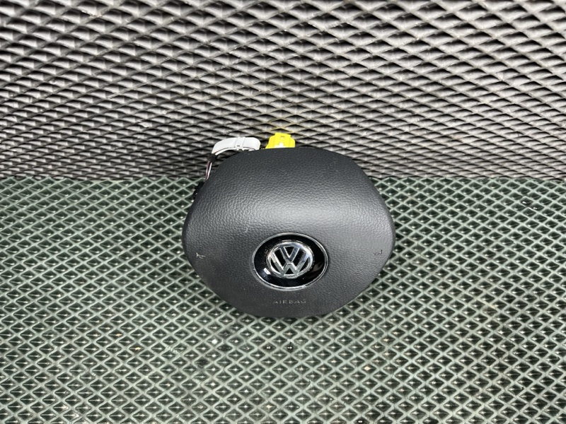 Подушка безопасности в руль Volkswagen Tiguan (MK2, 2018г.)