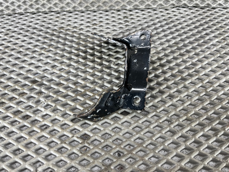 Кронштейн (крепление) Land Rover Range Rover Sport (L494, 2017г.)