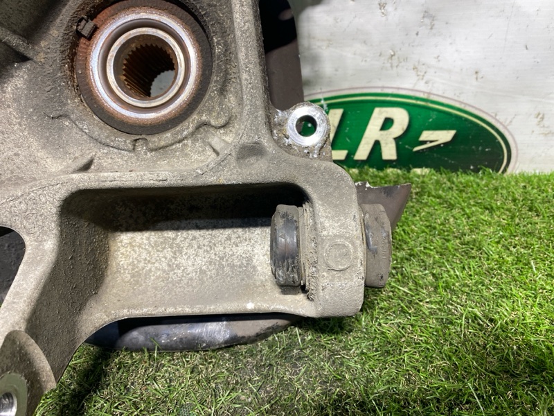 Кулак Land Rover Range Rover (L405, 2016г.)