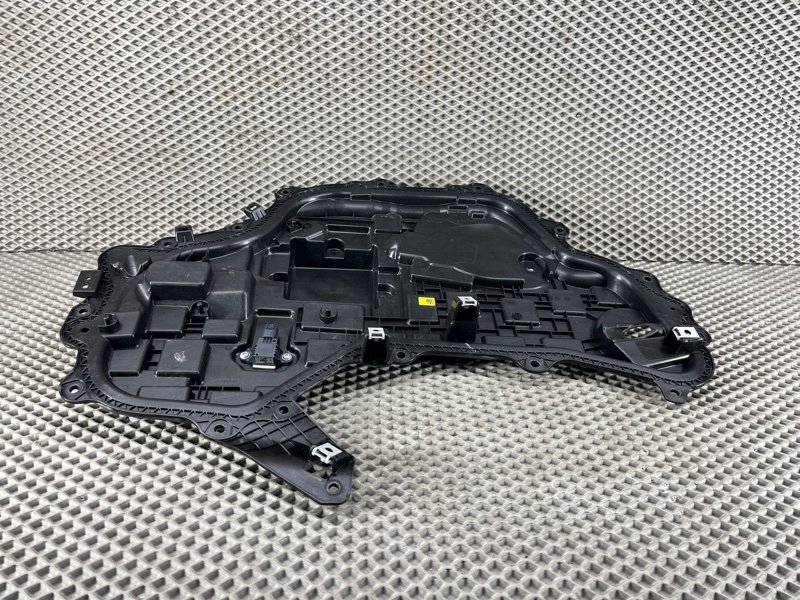 Панель двери Land Rover Range Rover Sport (L461, 2024г.)