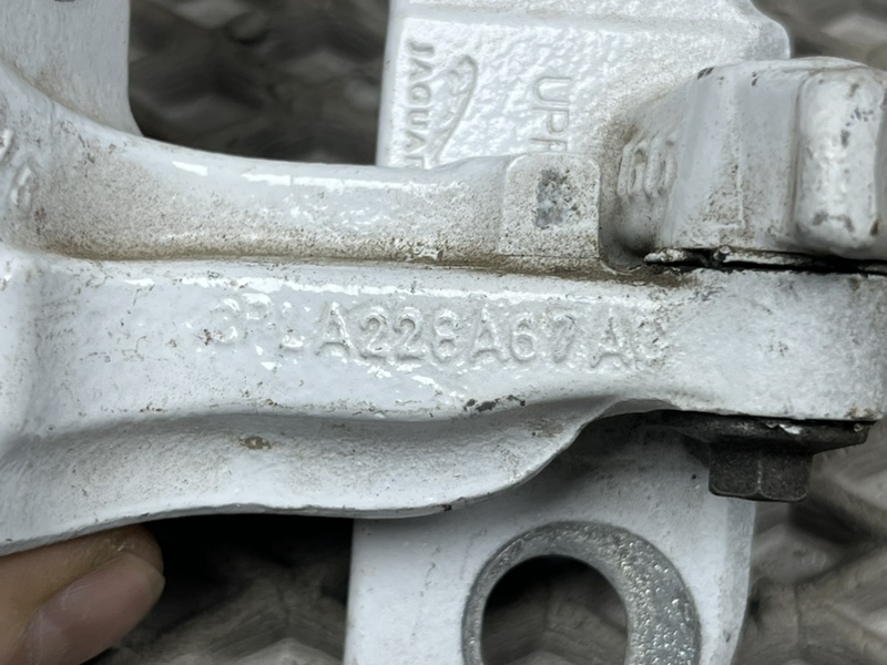 Петля двери Land Rover Range Rover Sport (L494, 2017г.)