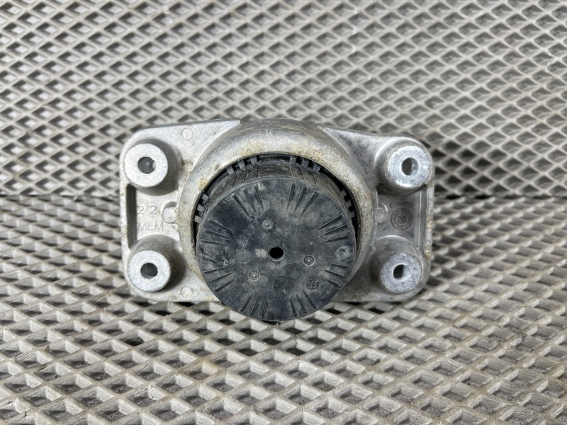 Подушка двигателя Land Rover Defender (L663, 2020г.)