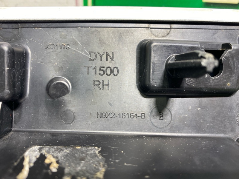 Молдинг крыла Range Rover Sport 3 (L461, 2023г.)