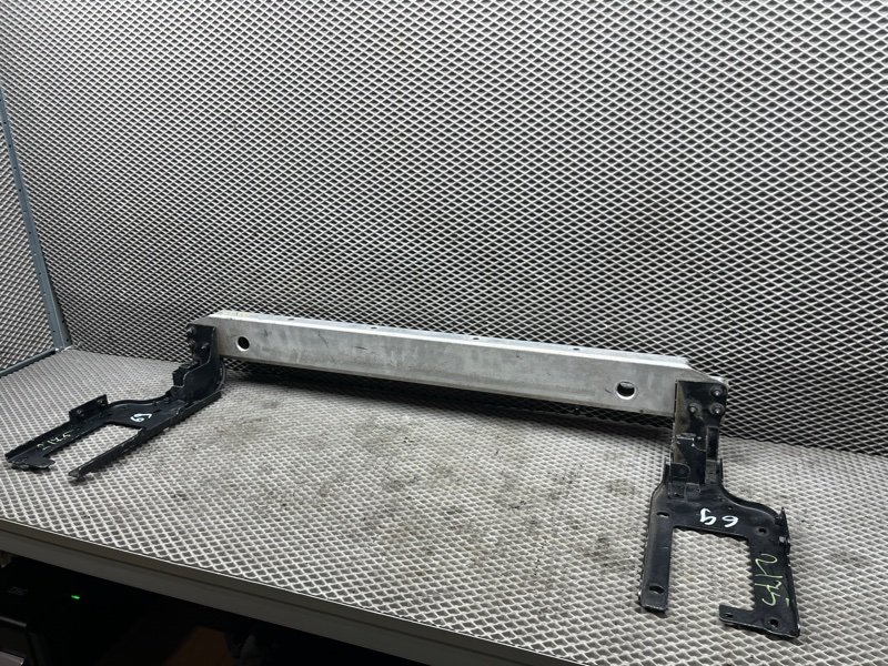 Балка под радиатор Land Rover Range Rover Evoque (L551, 2020г.)