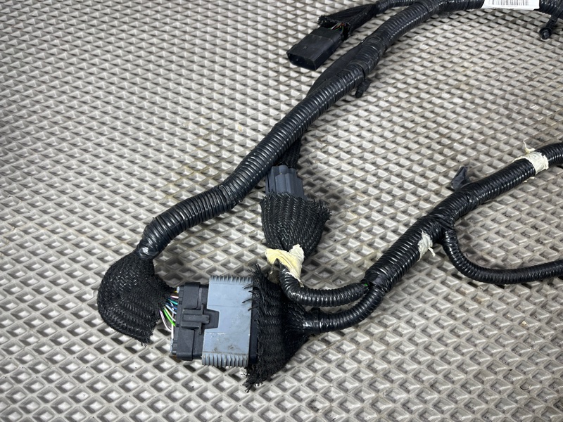 Проводка подрамника Land Rover Defender (L663, 2020г.)