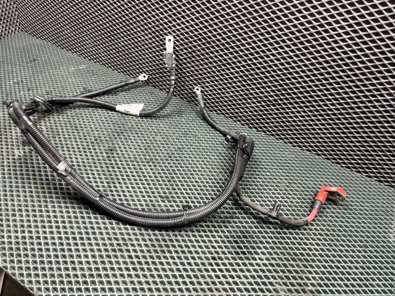 Плюсовой провод аккумулятора Land Rover Range Rover Evoque (L538, 2017г.)